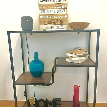 3 Pieces Apartment *